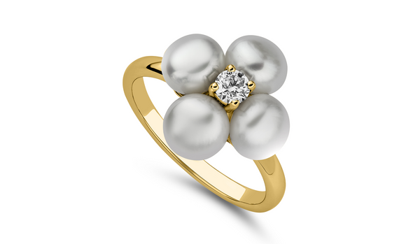 Breeze of pearls , pearls flower ring