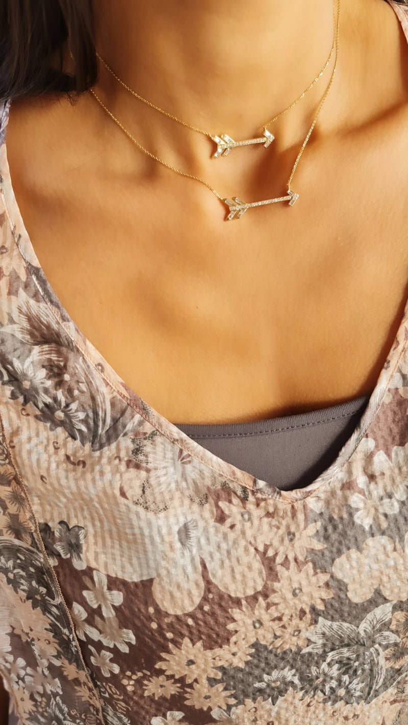 Falling in love, Arrow necklace S